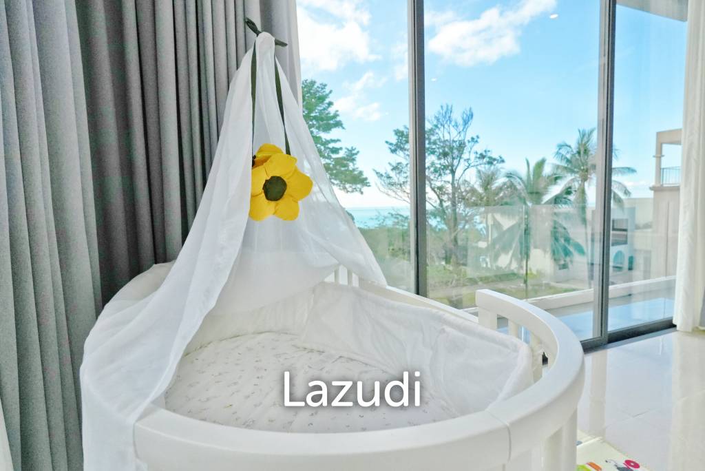 Contemporary 4-Bedroom Sea View Villa in Bang Por