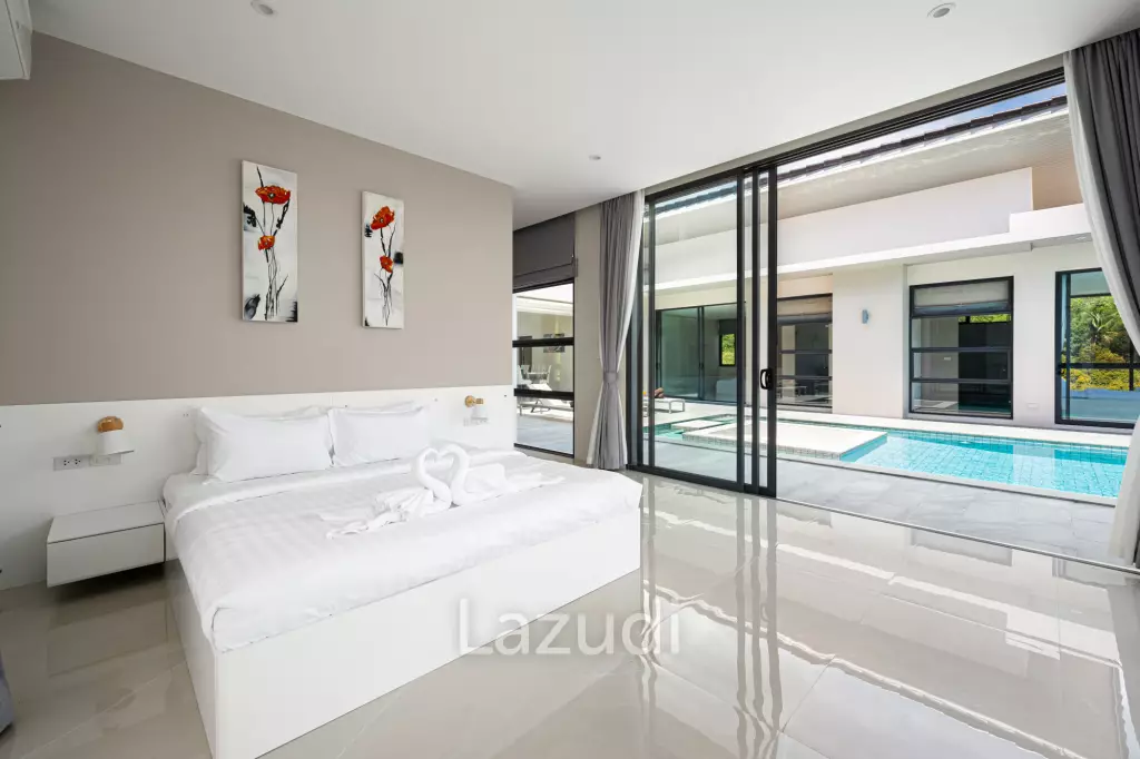 Contemporary 4-Bedroom Sea View Villa in Bang Por