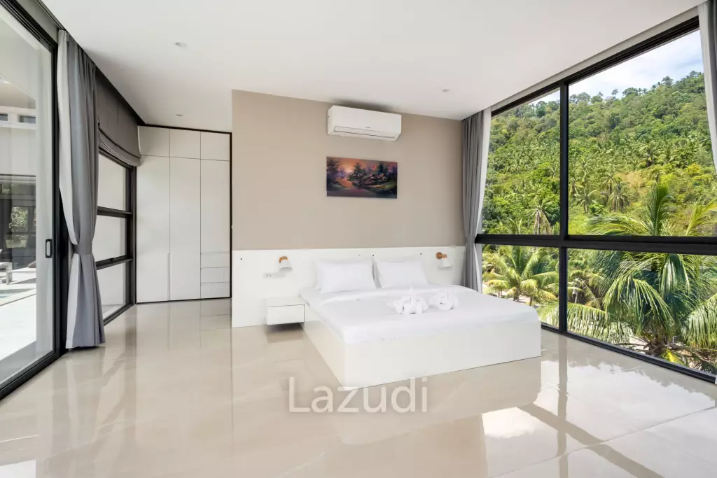 Contemporary 4-Bedroom Sea View Villa in Bang Por