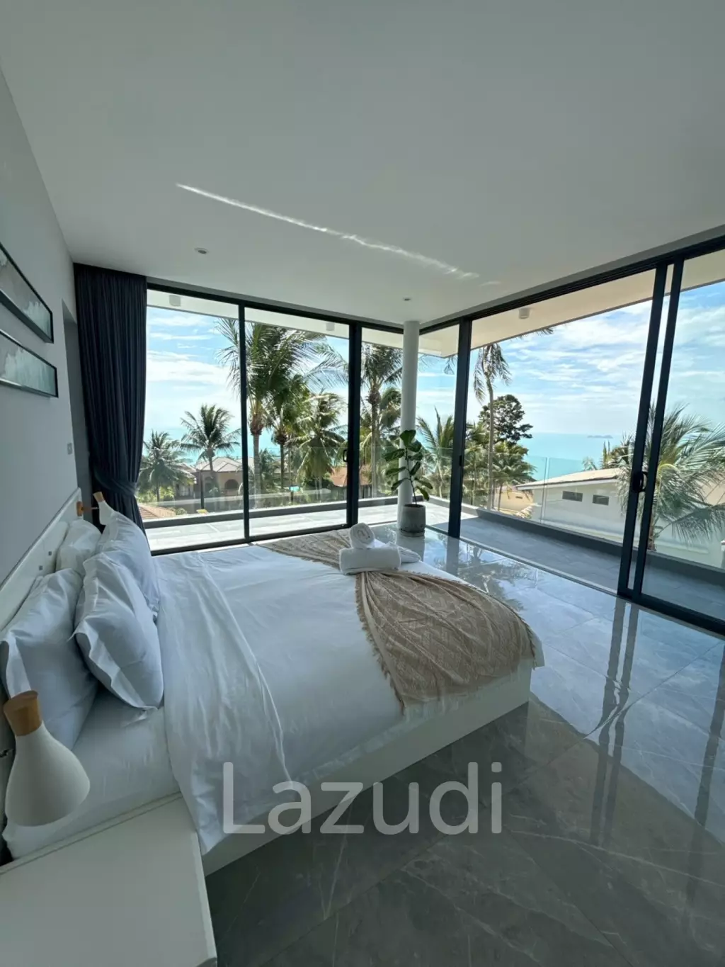 Stunning 4-Bedroom Villa in Peaceful Bang Por