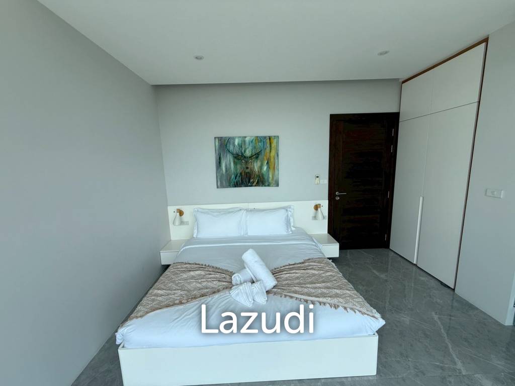Stunning 4-Bedroom Villa in Peaceful Bang Por
