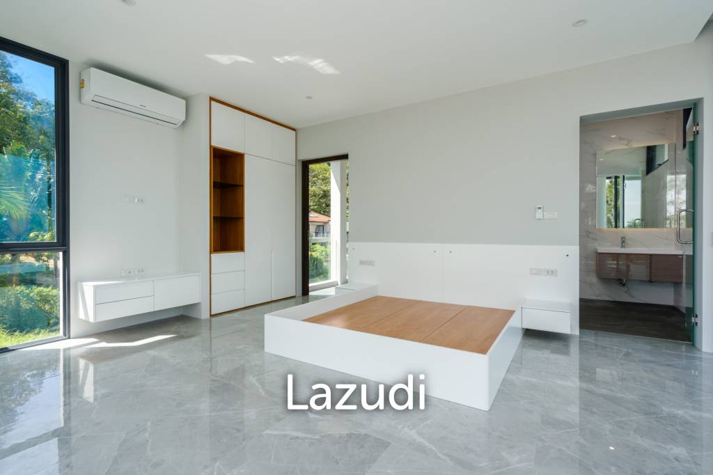 Stunning 4-Bedroom Villa in Peaceful Bang Por