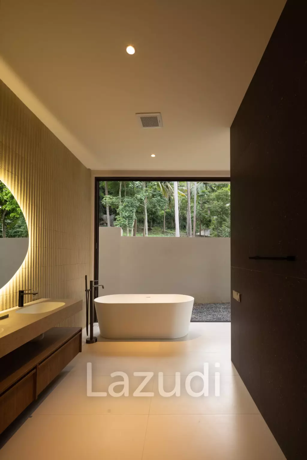 Elegant 3-Bedroom Beachside Pool Villa Just 350m from the Beach