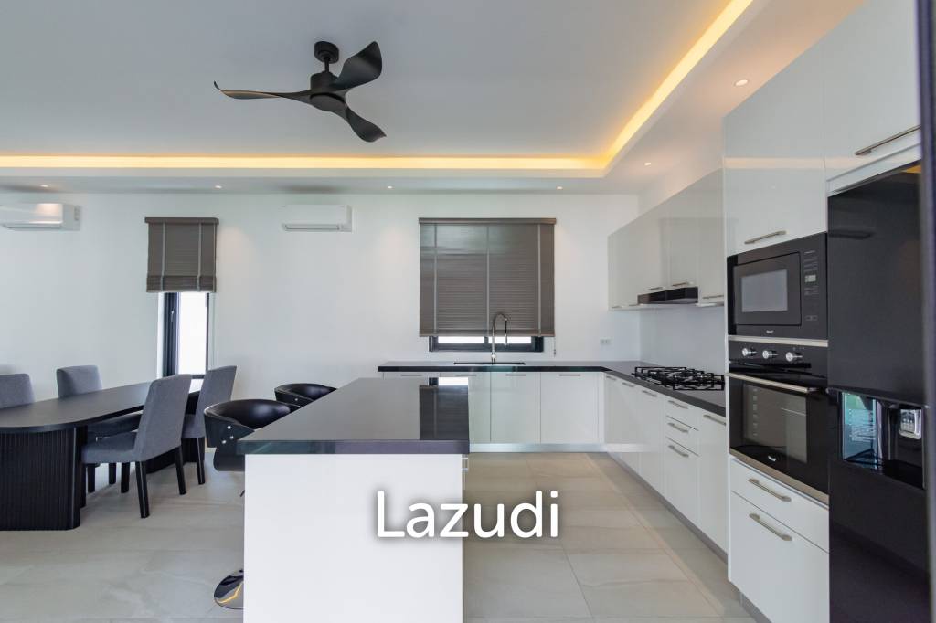 250 sqm modern pool villa in Hin Lek Fai Hua Hin