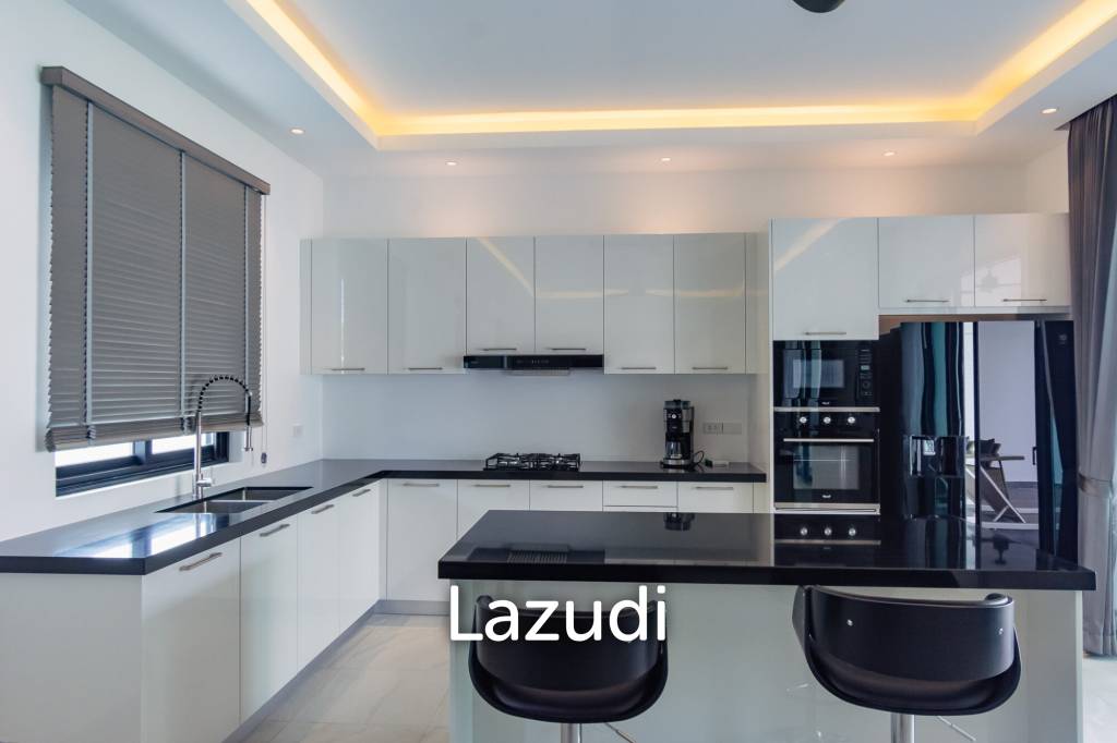 250 sqm modern pool villa in Hin Lek Fai Hua Hin
