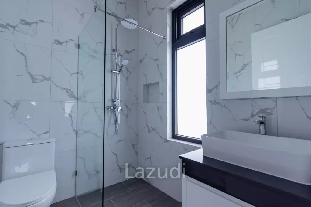 250 sqm modern pool villa in Hin Lek Fai Hua Hin