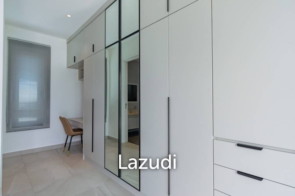 250 sqm modern pool villa in Hin Lek Fai Hua Hin
