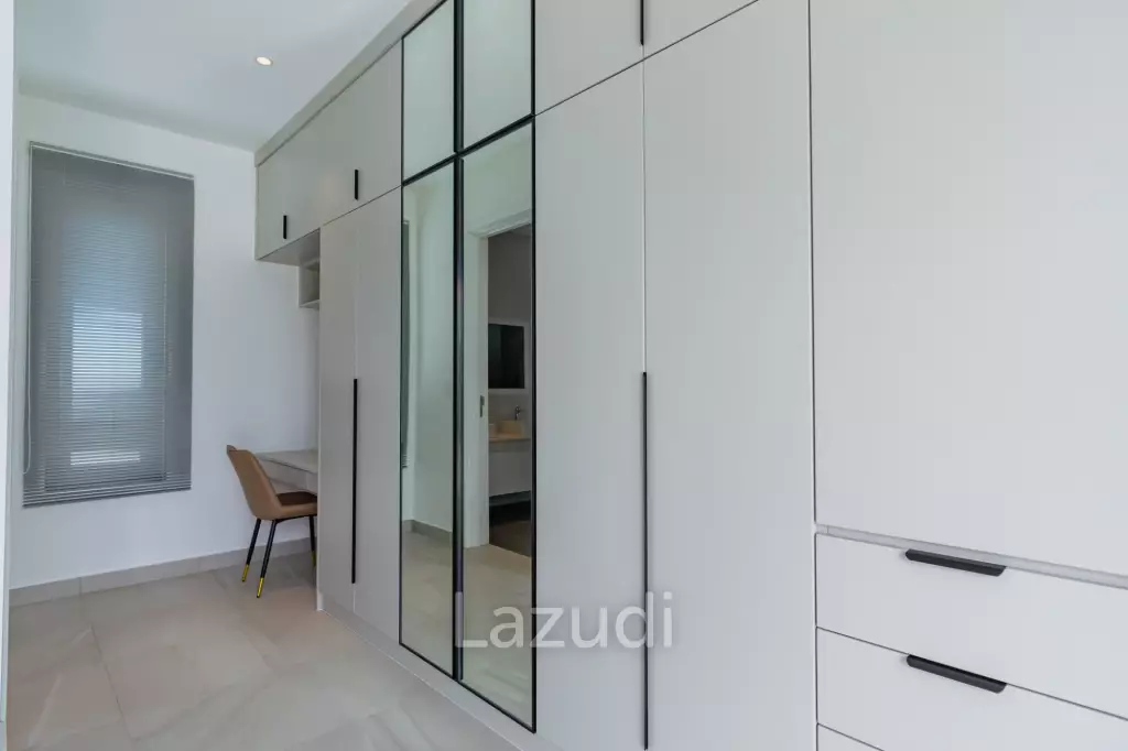 250 sqm modern pool villa in Hin Lek Fai Hua Hin