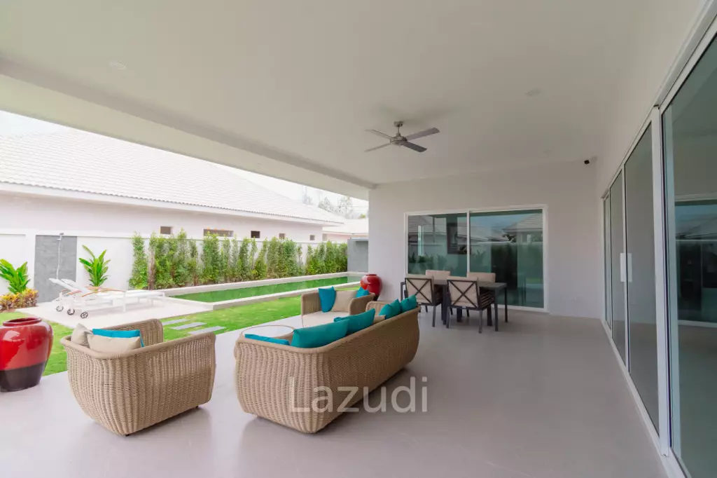 195 sqm modern pool villa in Thap Tai Hua Hin MeeDee Homes