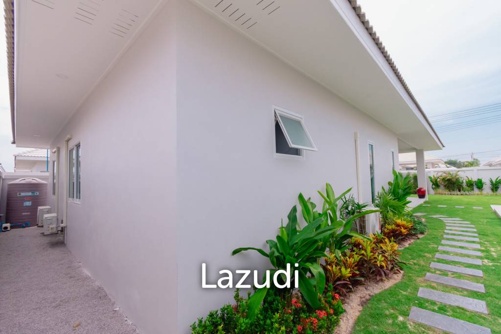 195 sqm modern pool villa in Thap Tai Hua Hin MeeDee Homes