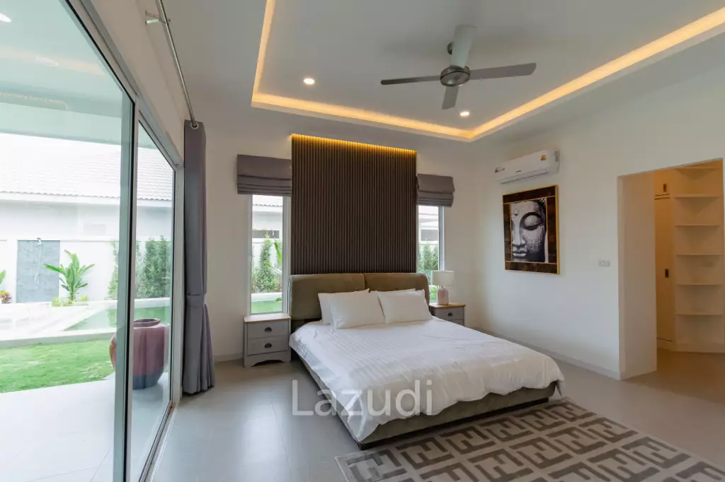 195 sqm modern pool villa in Thap Tai Hua Hin MeeDee Homes