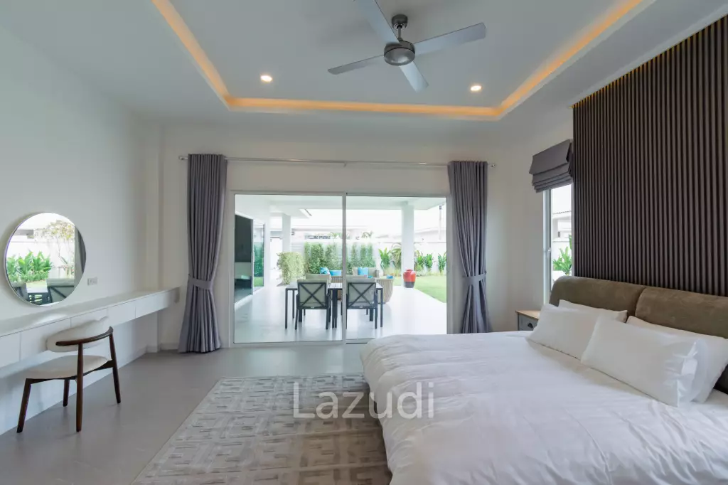 195 sqm modern pool villa in Thap Tai Hua Hin MeeDee Homes