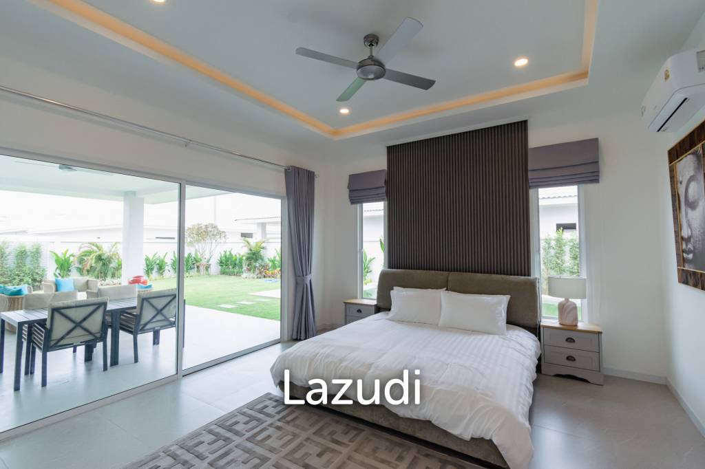 195 sqm modern pool villa in Thap Tai Hua Hin MeeDee Homes