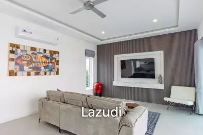 195 sqm modern pool villa in Thap Tai Hua Hin MeeDee Homes