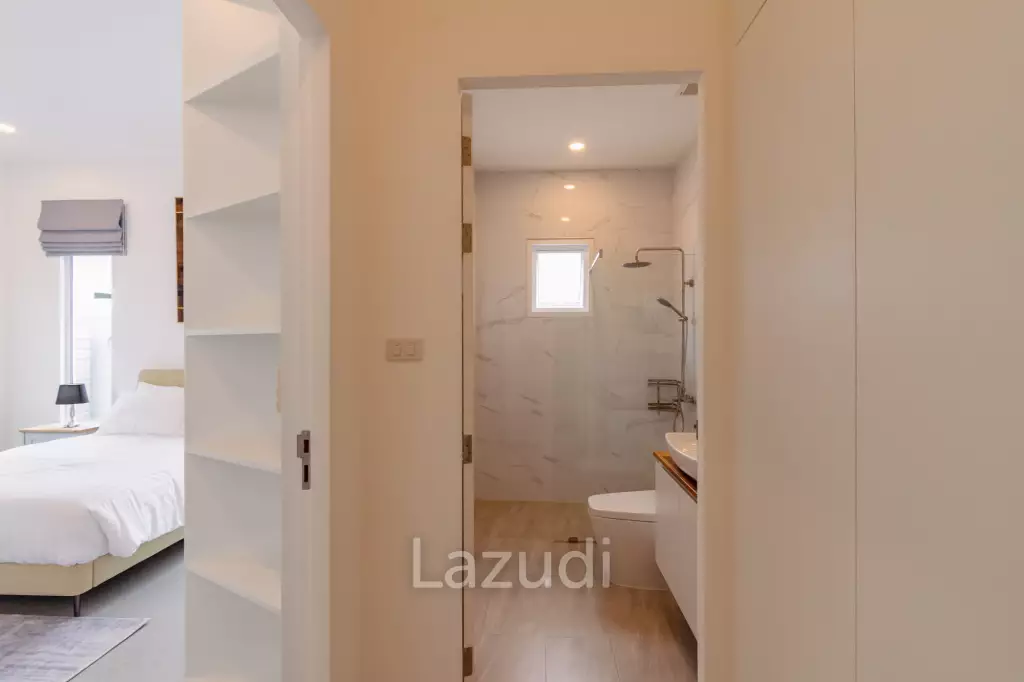 195 sqm modern pool villa in Thap Tai Hua Hin MeeDee Homes