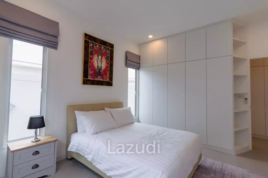 195 sqm modern pool villa in Thap Tai Hua Hin MeeDee Homes