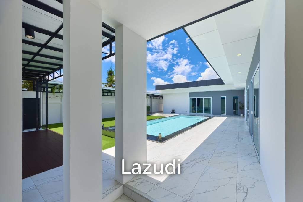 Signature Ultra-Modern Pool Villa near Maprachan Lake