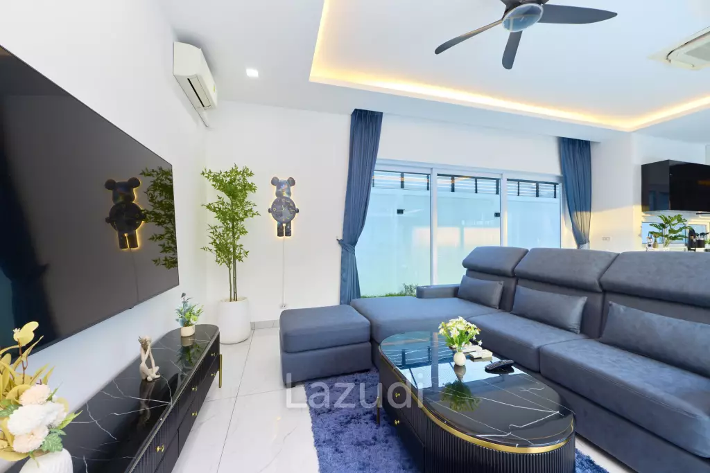 Signature Ultra-Modern Pool Villa near Maprachan Lake