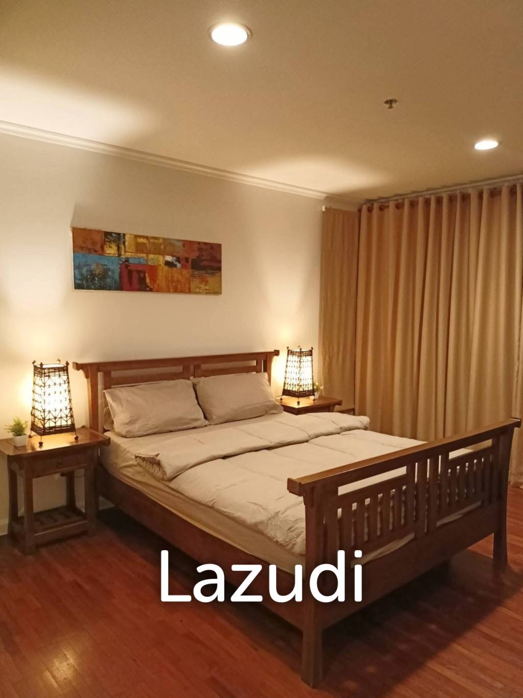 Baan San Ploen : Near shopping mall and Beachfront.