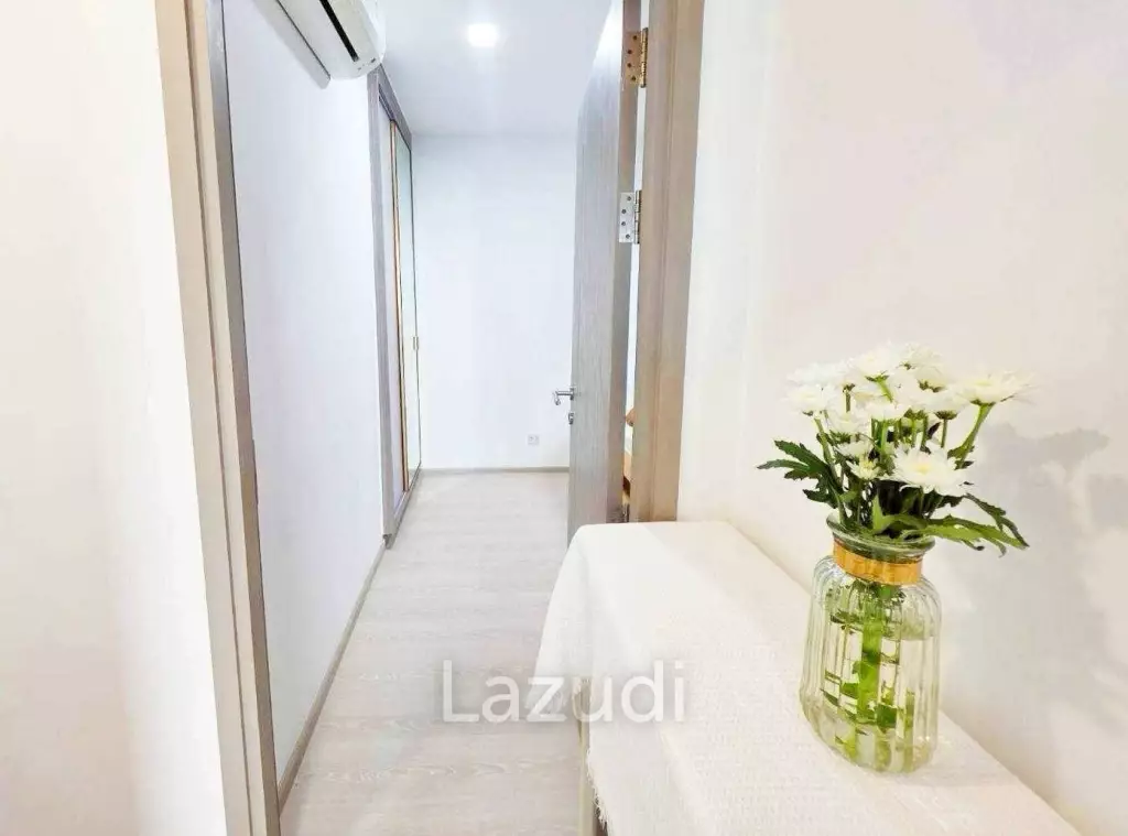 Modern 2-Bedroom Suite at Knightsbridge Phaholyothin