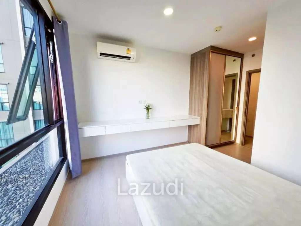 Modern 2-Bedroom Suite at Knightsbridge Phaholyothin