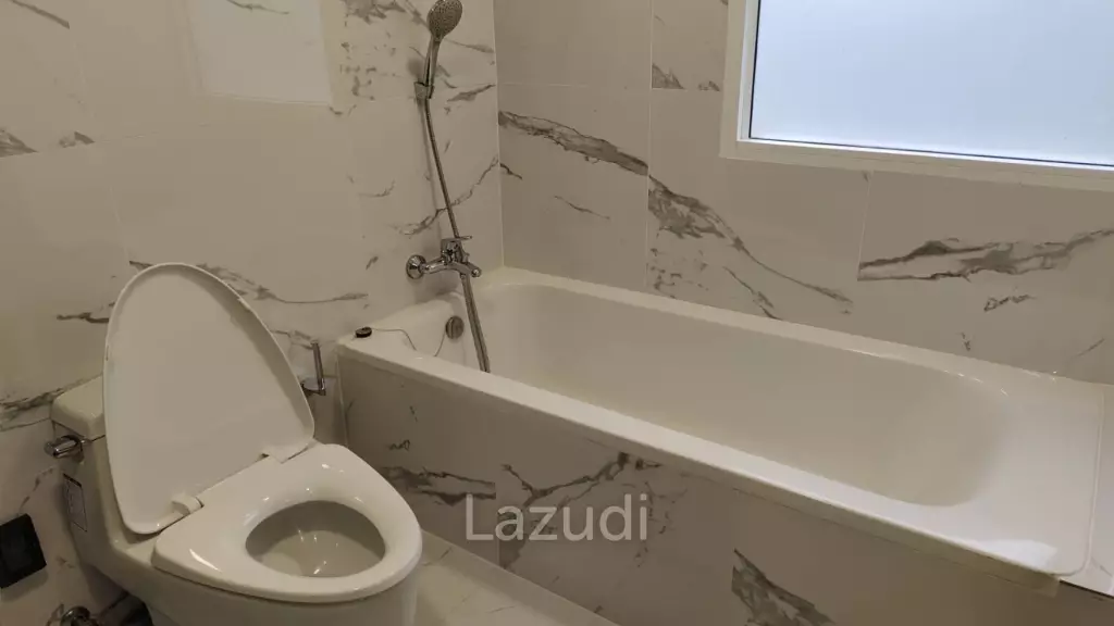 203 sqm 3-Bed Serviced Apartment in Kasturi Living Khlong Toei Bangkok