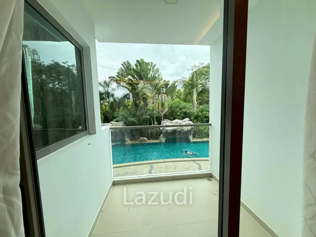 Cozy 1-Bedroom Resort-Style Condo at Club Royal Wongamat