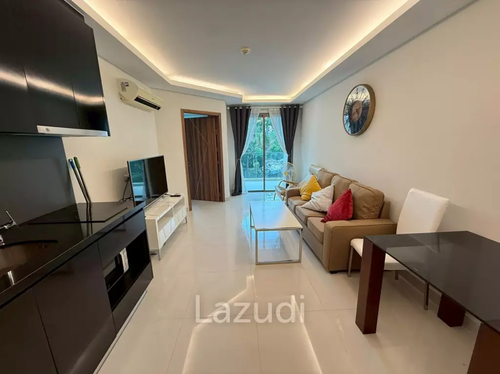 Cozy 1-Bedroom Resort-Style Condo at Club Royal Wongamat