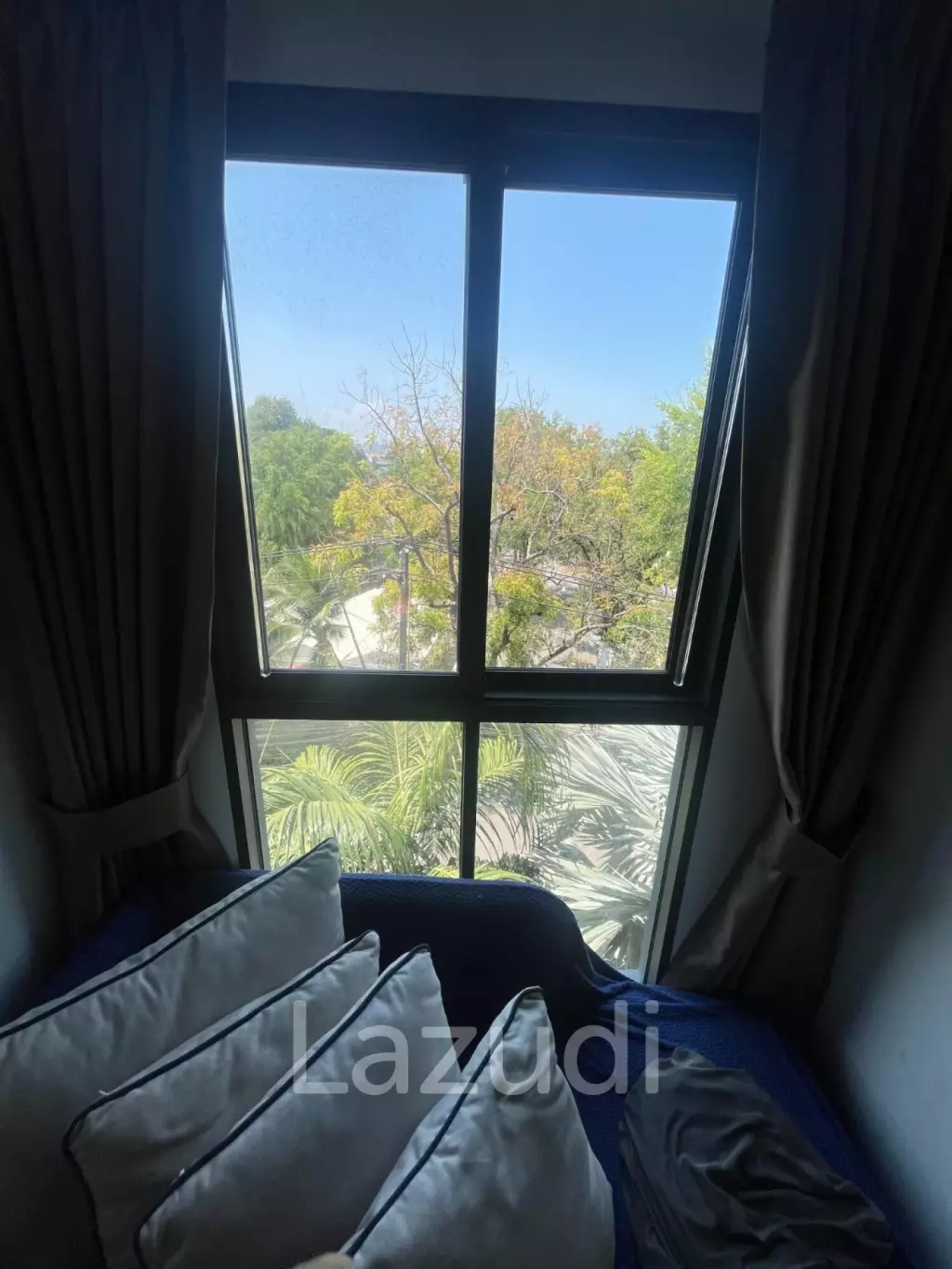La Habana Hua Hin: 33 sqm Condo on 5th Floor!