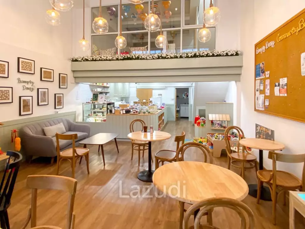 อาคารร้านค้า 5 ชั้นครึ่ง 250 ตร.ม. ย่านคลองเตยเหนือ วัฒนา