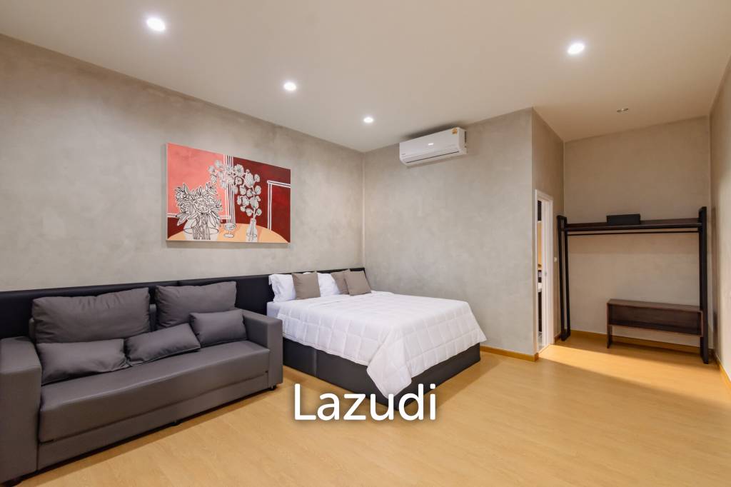 348 sqm modern pool villa in Pak Nam Pran Pran Buri