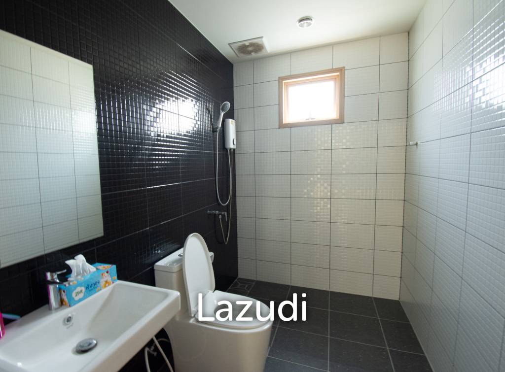 348 sqm modern pool villa in Pak Nam Pran Pran Buri