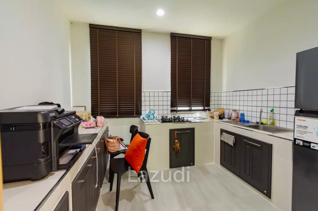 348 sqm modern pool villa in Pak Nam Pran Pran Buri