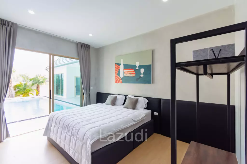 348 sqm modern pool villa in Pak Nam Pran Pran Buri
