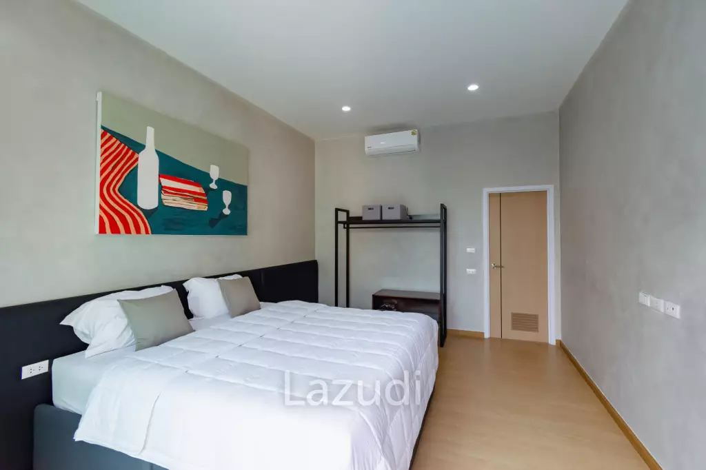 348 sqm modern pool villa in Pak Nam Pran Pran Buri