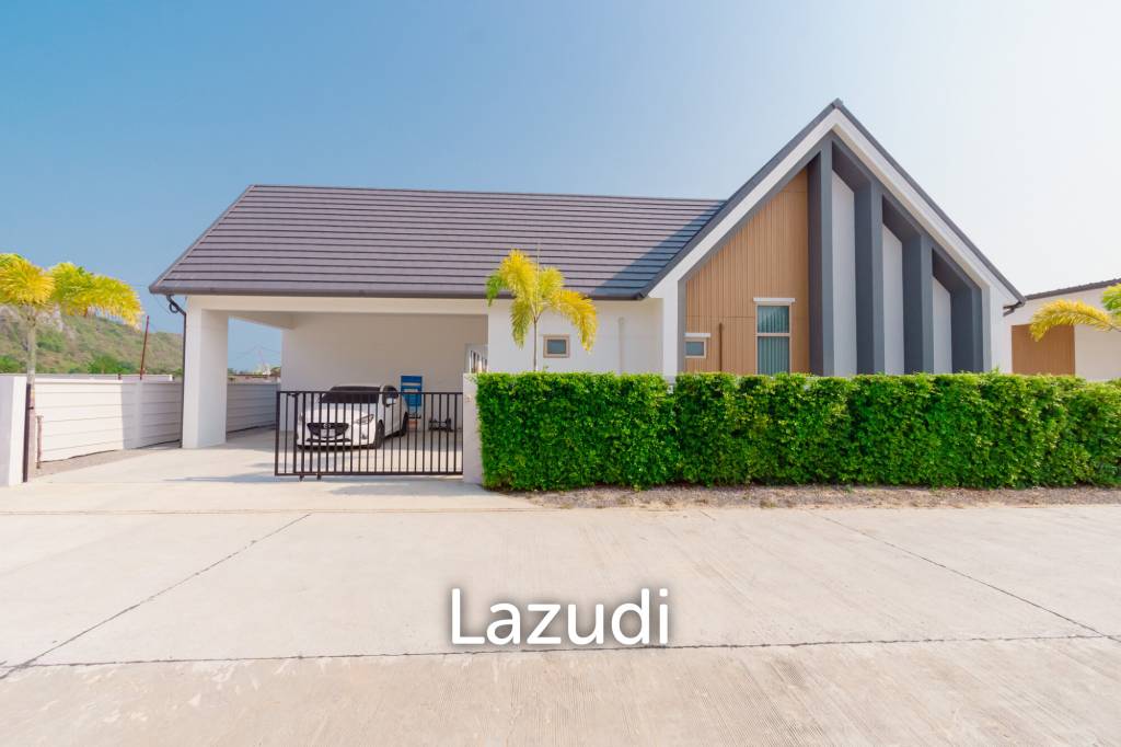 348 sqm modern pool villa in Pak Nam Pran Pran Buri
