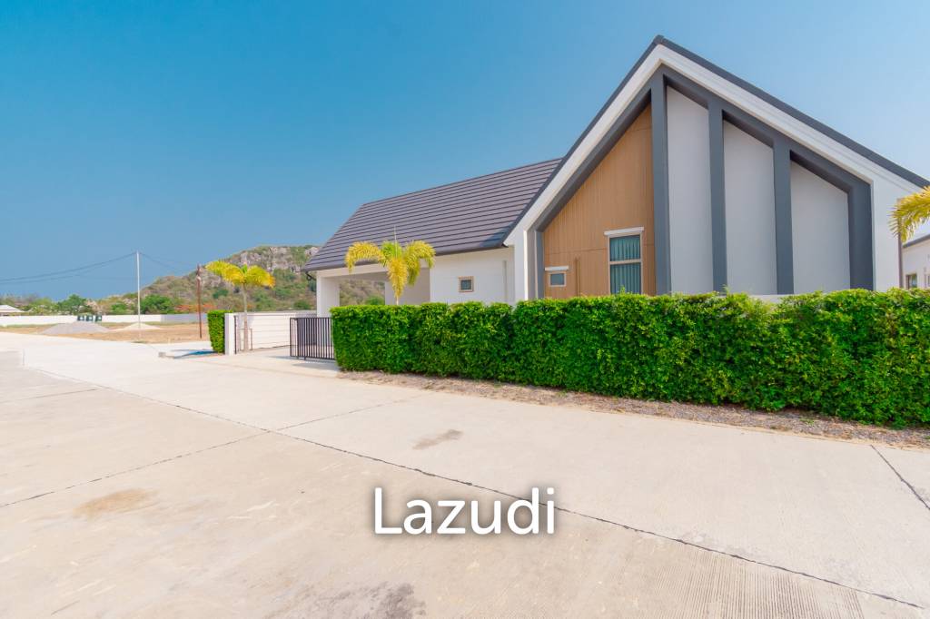 348 sqm modern pool villa in Pak Nam Pran Pran Buri