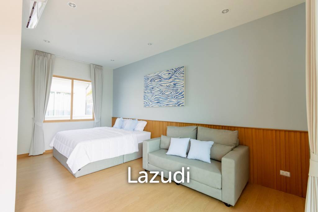 252 sqm modern pool villa in Pak Nam Pran, Pran Buri
