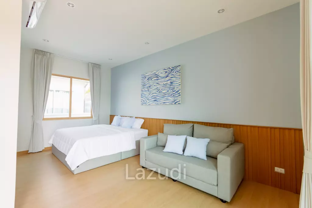 252 sqm modern pool villa in Pak Nam Pran, Pran Buri
