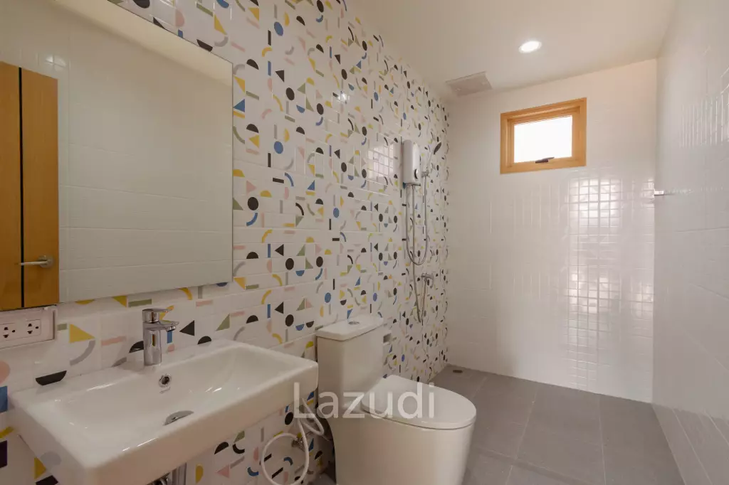 252 sqm modern pool villa in Pak Nam Pran, Pran Buri