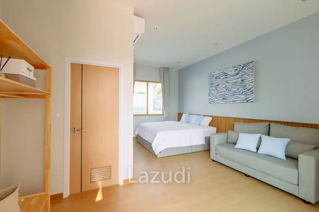 252 sqm modern pool villa in Pak Nam Pran, Pran Buri