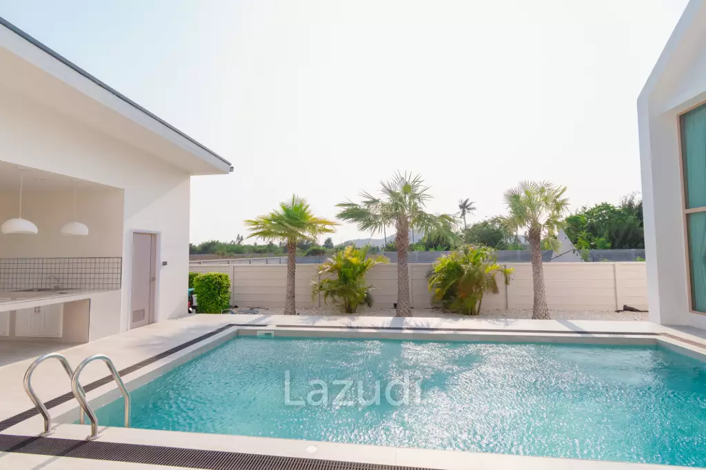 252 sqm modern pool villa in Pak Nam Pran, Pran Buri
