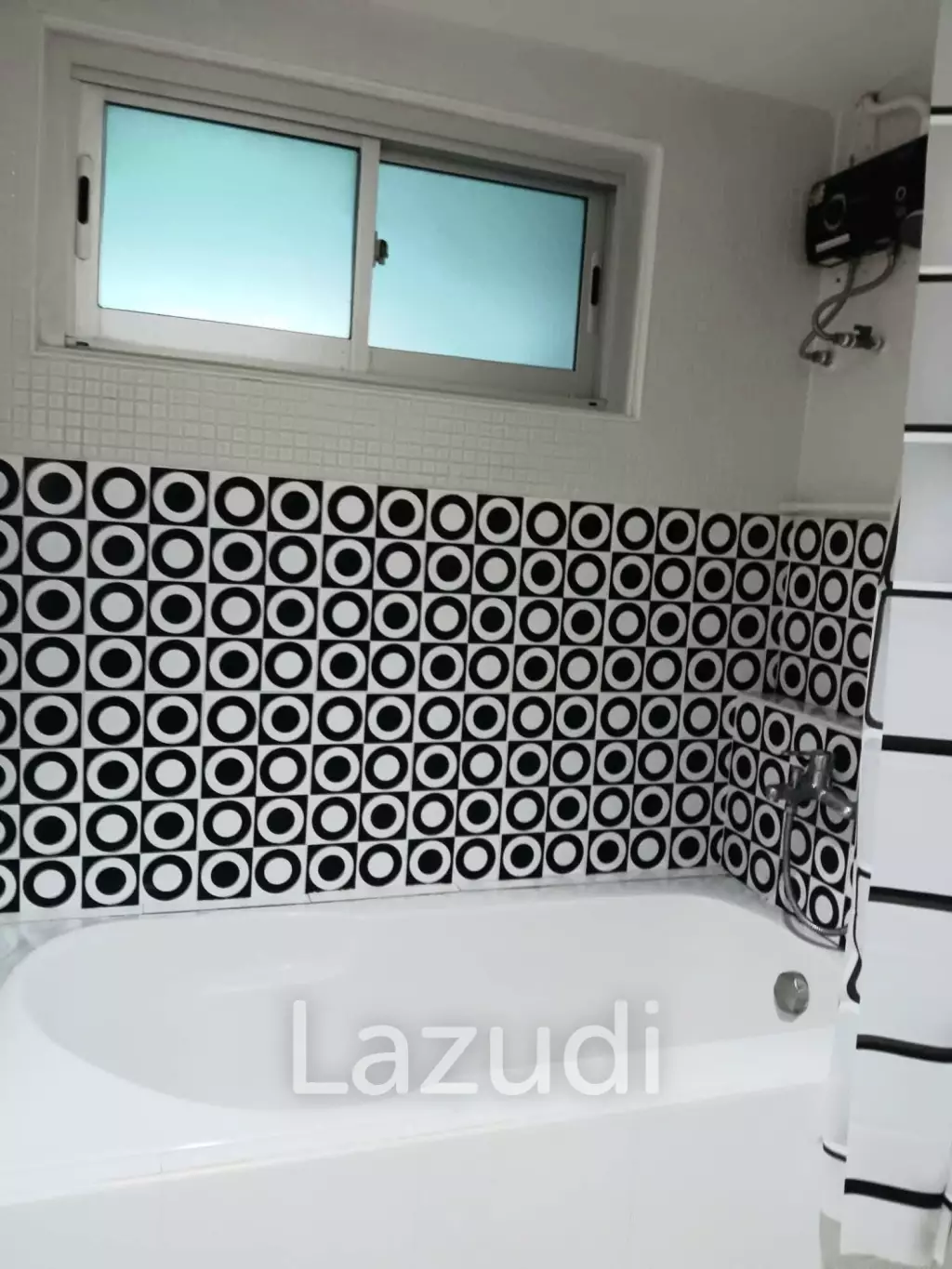 1 Bedroom 1 Bathroom 50 SQ.M Condo One Thonglor