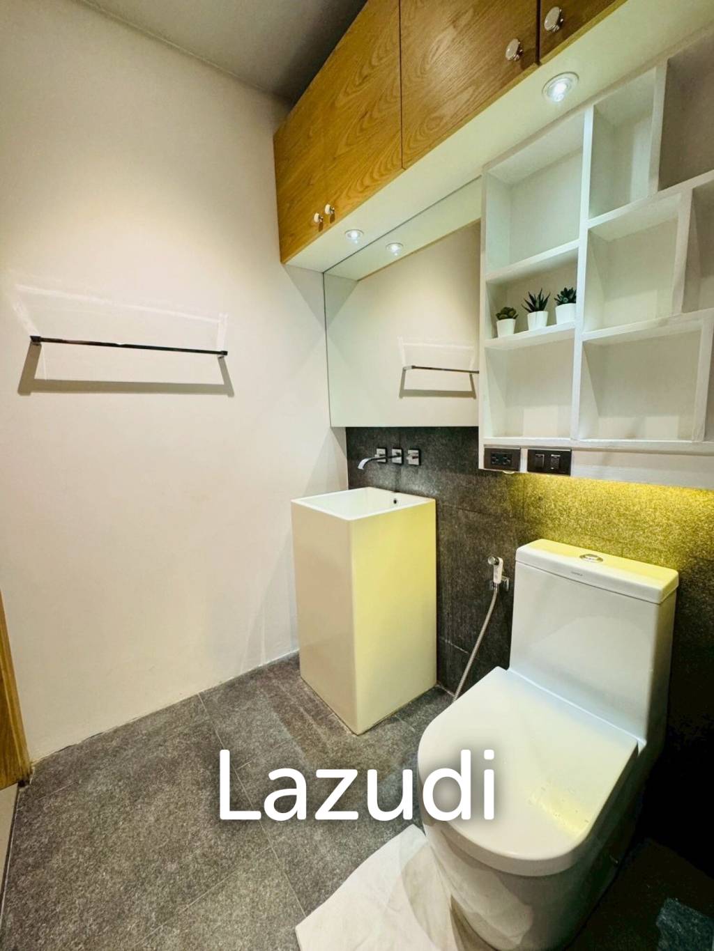 Foreign Freehold 36 sqm studio condo near Nai Harn Beach Phuket