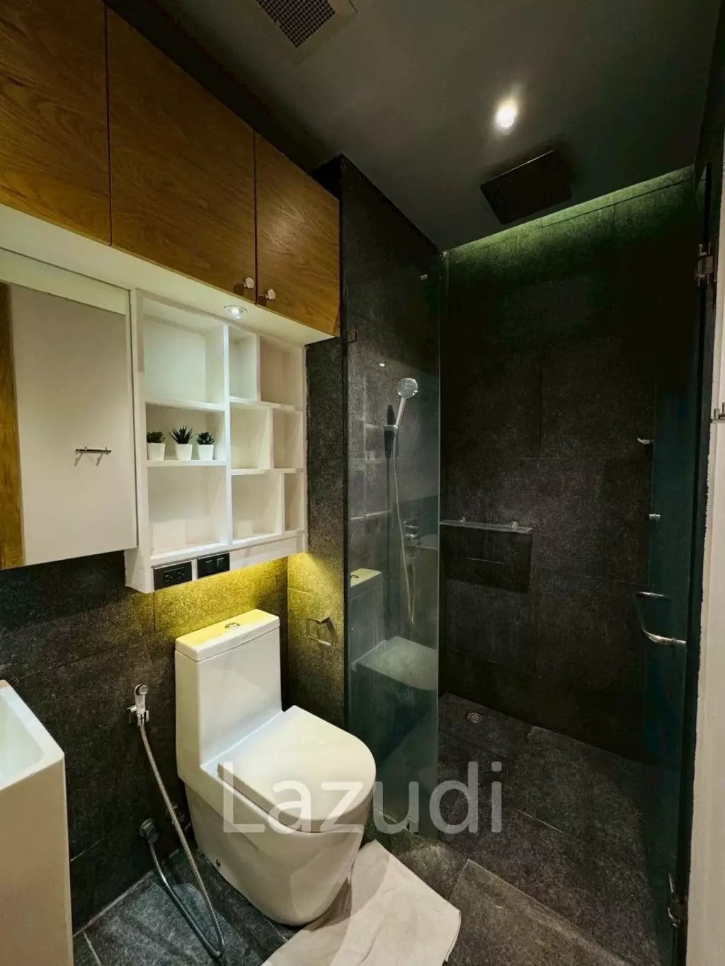 Foreign Freehold 36 sqm studio condo near Nai Harn Beach Phuket