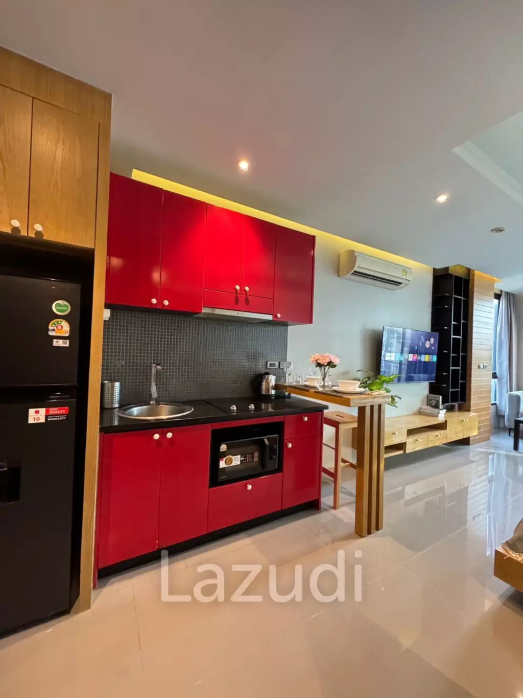 Foreign Freehold 36 sqm studio condo near Nai Harn Beach Phuket