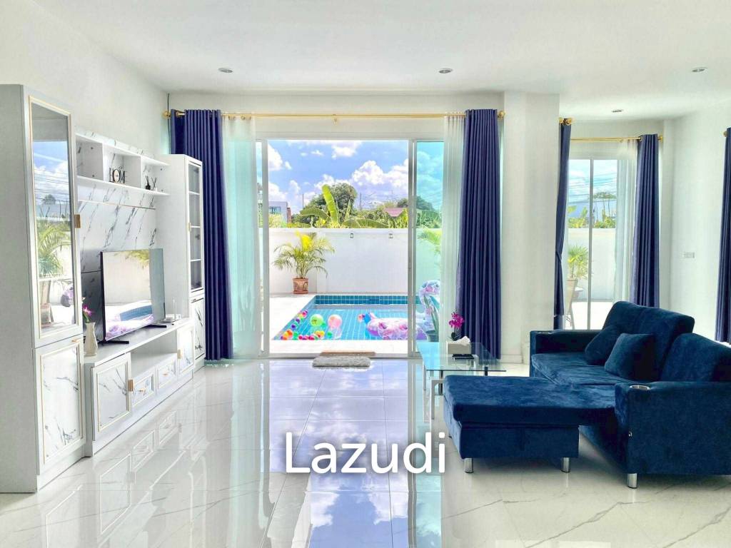 Modern Pool Villa with Private Rooftop Lounge Pong