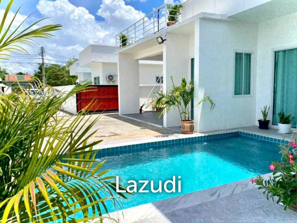 Modern Pool Villa with Private Rooftop Lounge Pong
