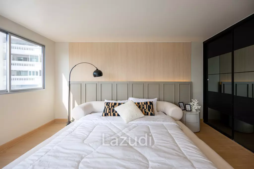 144 sqm condo at The Waterford Diamond Khlong Toei Bangkok