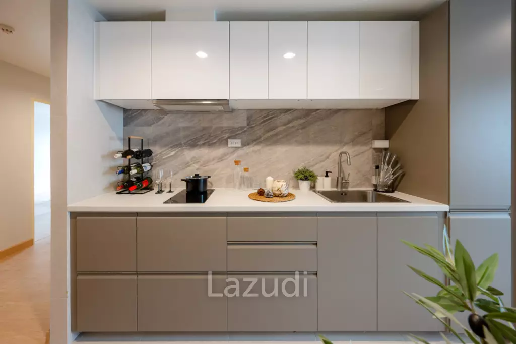 144 sqm condo at The Waterford Diamond Khlong Toei Bangkok